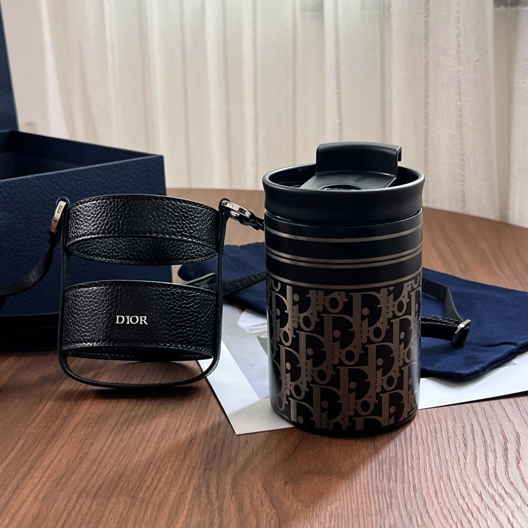 DIOR AQUA MUG - Comprehensive 7