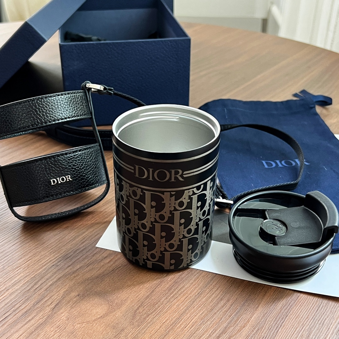 DIOR AQUA MUG - Comprehensive 5