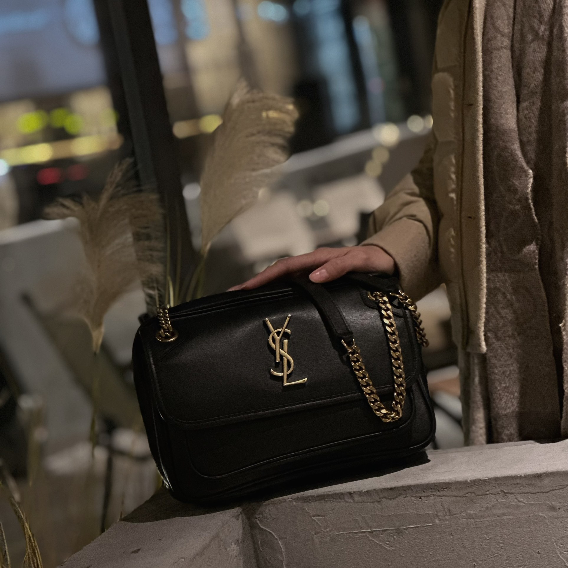 NO:771382,Every time Y family produces a product, it is a surprise. The style fully interprets the unique French aesthetics, saint laurent, saint laurent19860909Y家每次出品都是惊喜 造型将法式美学的独特演绎得淋漓尽致,圣罗兰,saint laurent,Bag