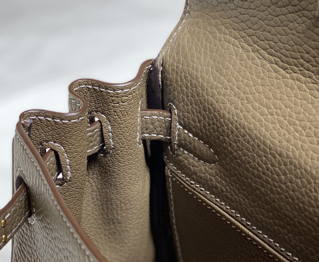 Hermès Luxury Handbag Collection 6