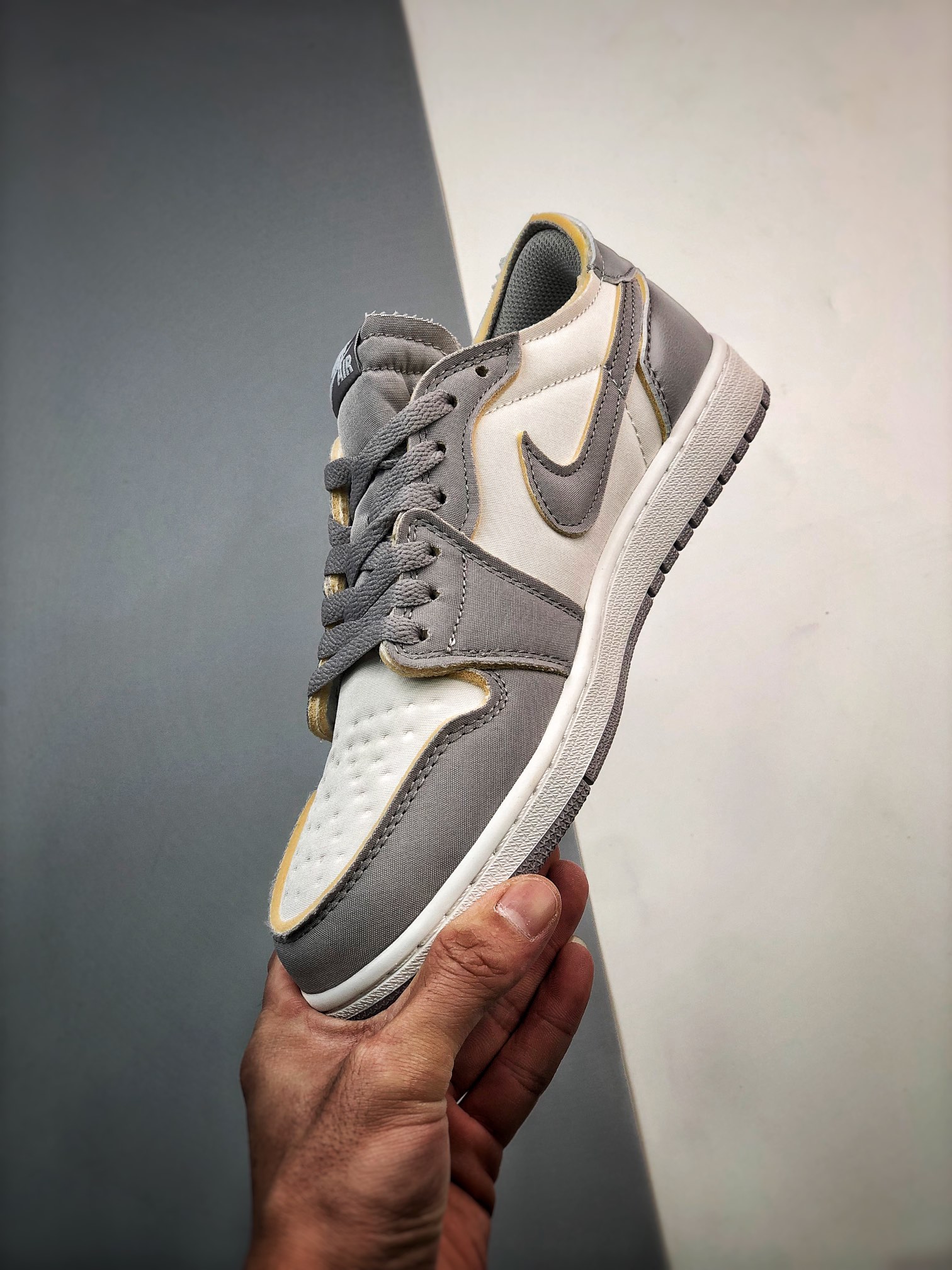 220 Air Jordan 1 Low OG EX 解构白灰DN1635-002