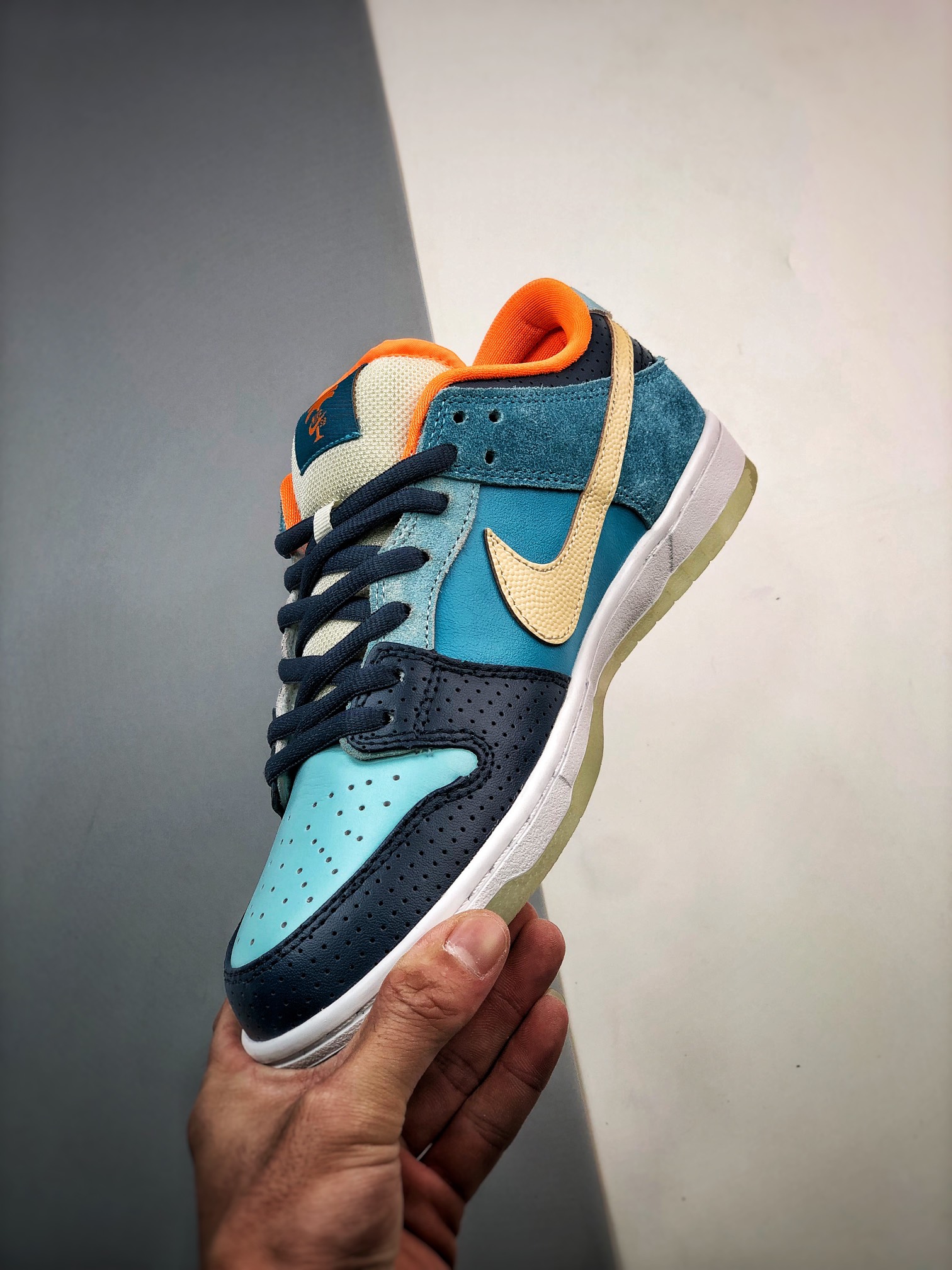 280 Nike Dunk SB Low MIA Skate Shop 蓝橙 504750-474