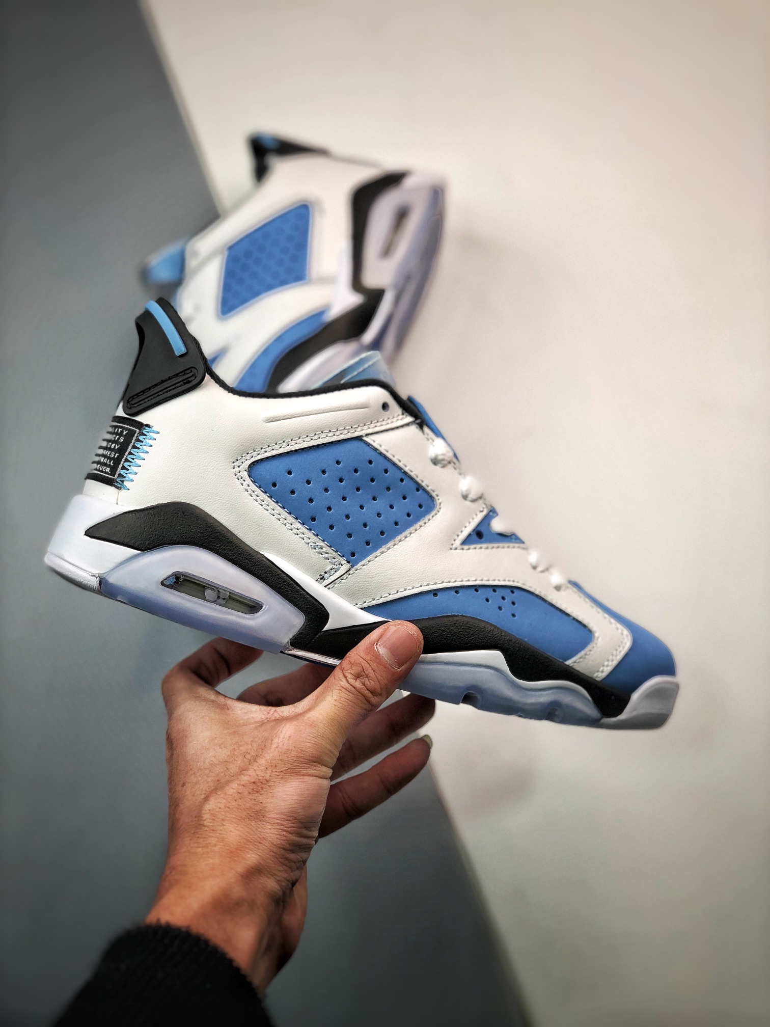 270 Air Jordan 6 Retro“University Blue” AJ6低帮大学蓝 CT8529-410