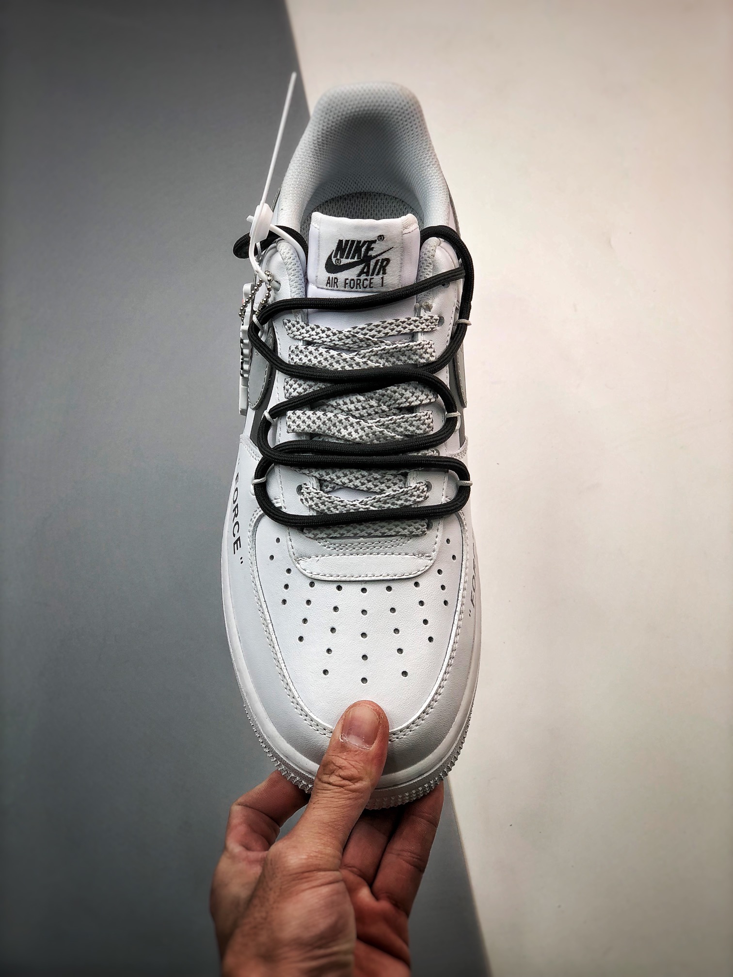 240 Air Force 1 '07 Low 白黑斑马线绑绳 CV1724-115