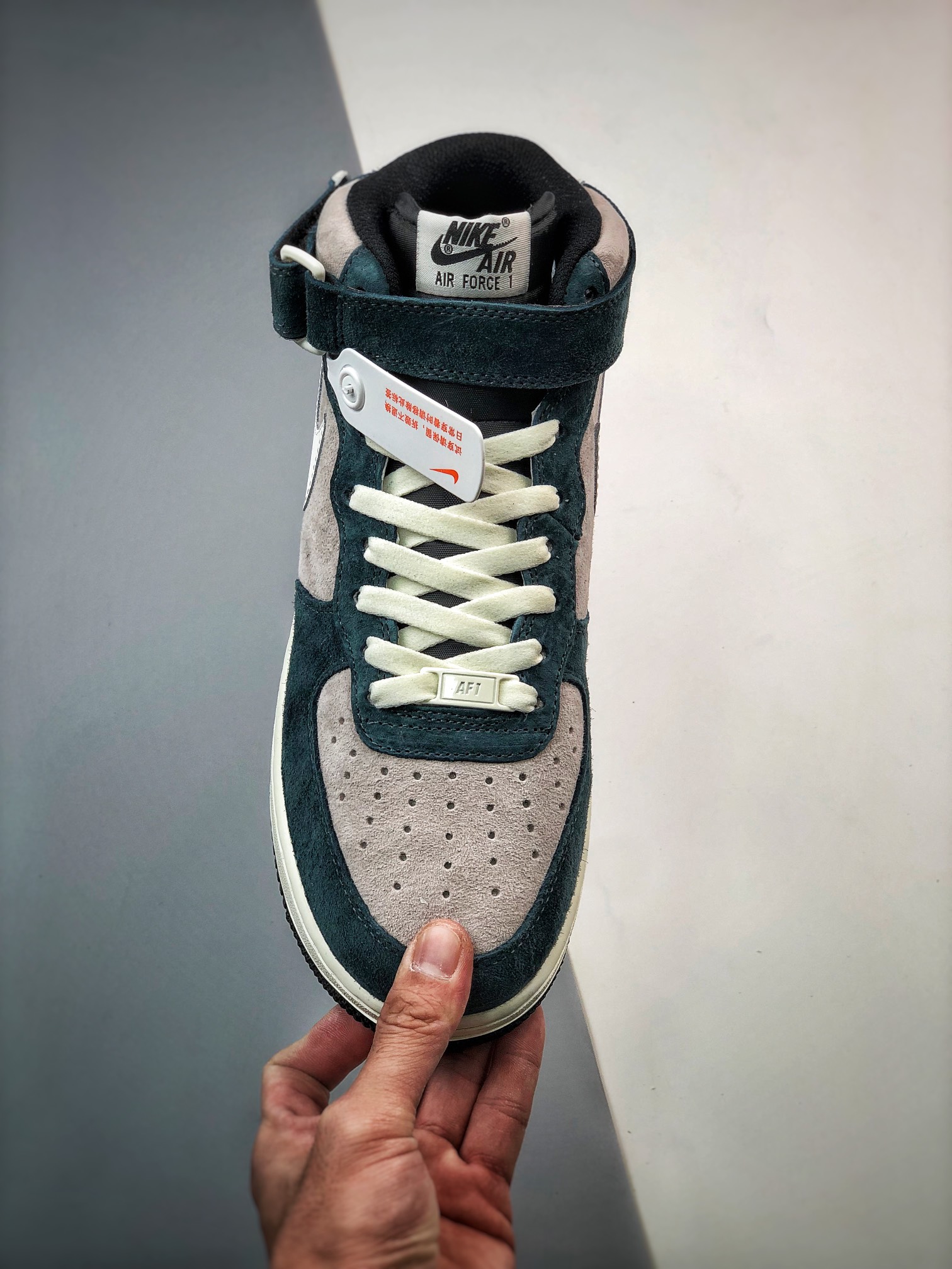 280 Air Force 1 '07 Mid 灰绿麂皮DE6933-865