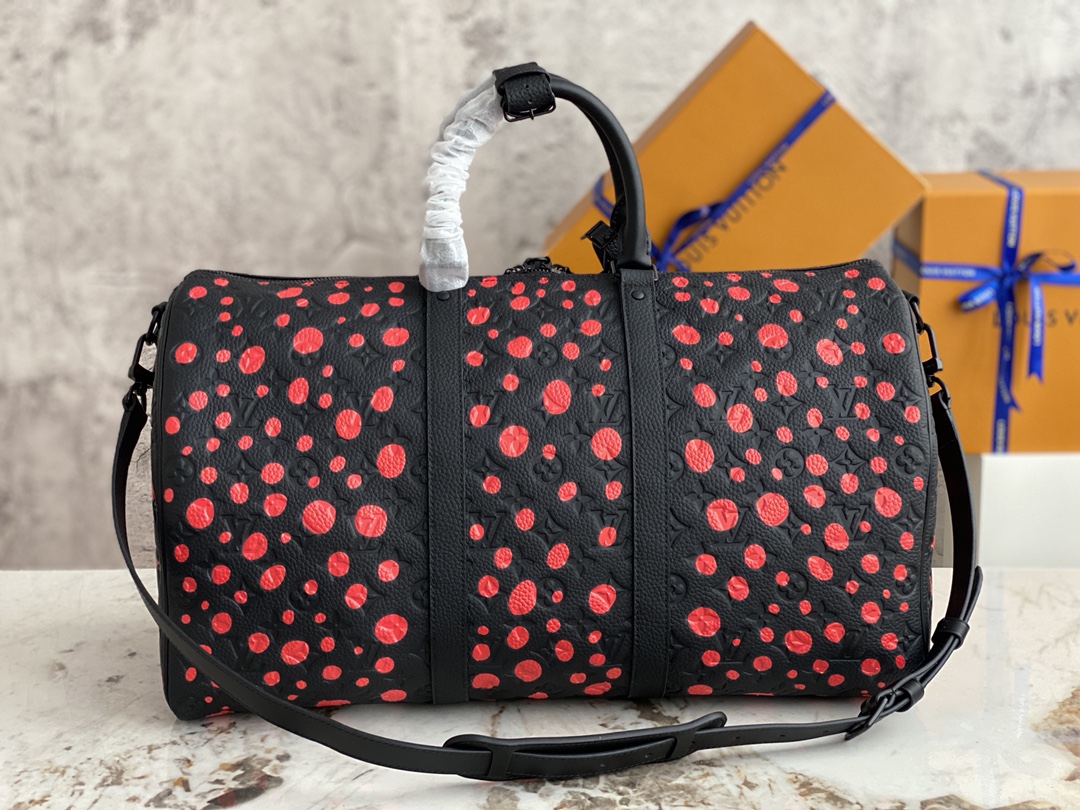 顶级原单高品质】M21674黑色全皮压花 旅行袋系列 本款 Keepall 旅行袋为细腻牛皮革压印 Monogram 图案 4