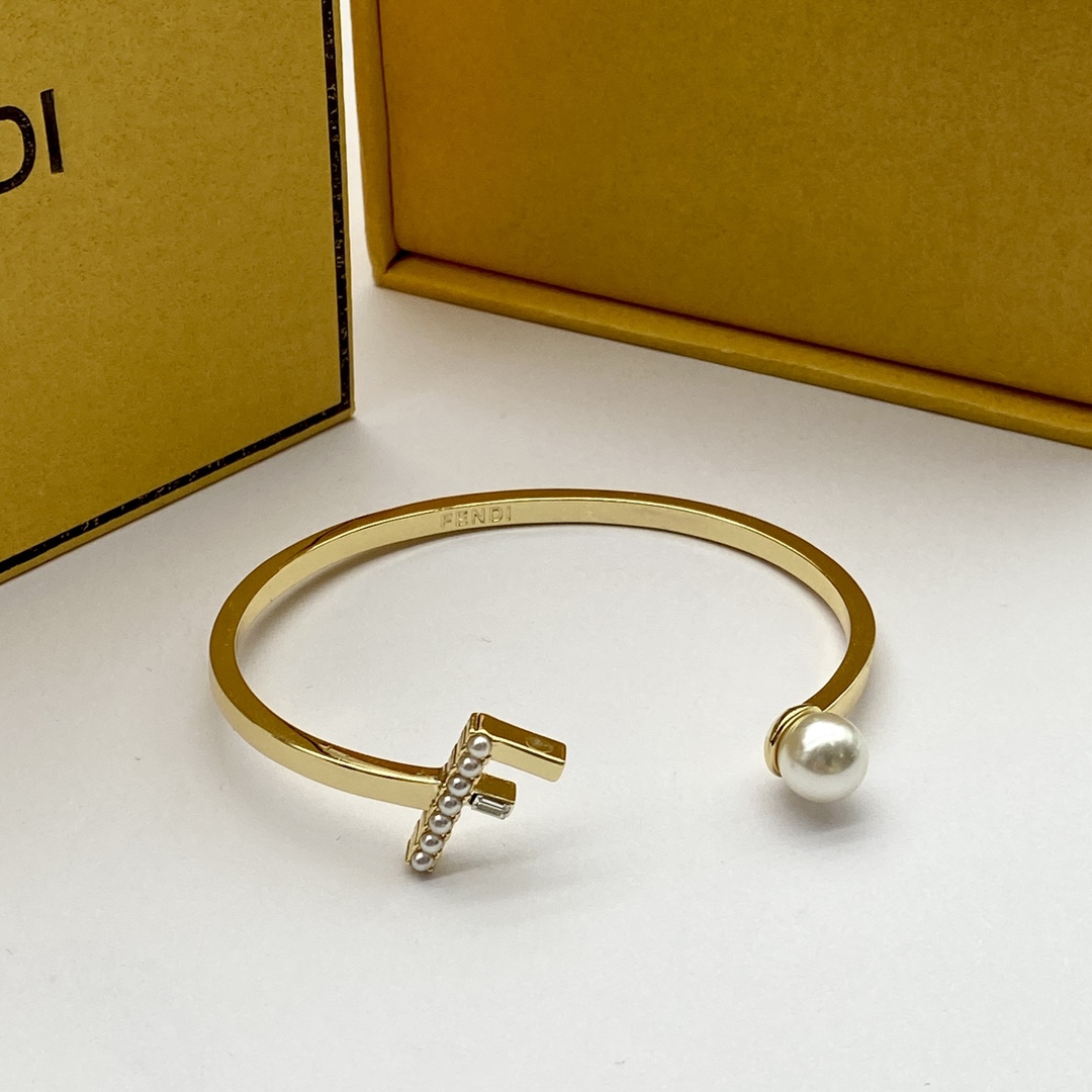 Fendi Joyas Pulsera