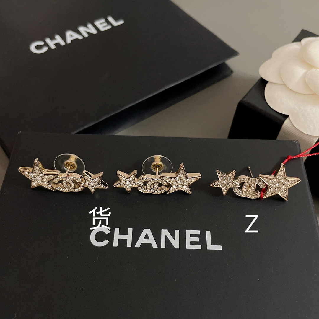 Chanel 高品质 细节如图 香大小星星双c耳钉最新款全网首发现huo 先到先得 23年早春度假系列 哇哇