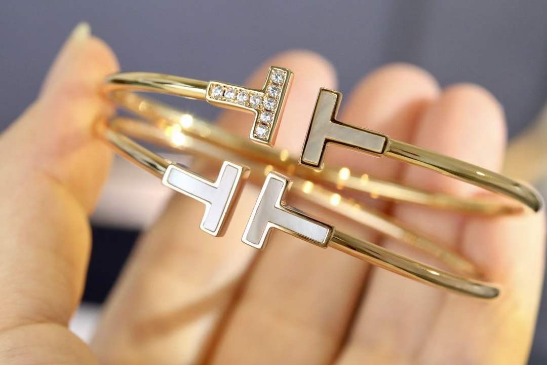 Tiffany & Co. Tiffany&Co.蒂芙尼白贝半钻双T手镯