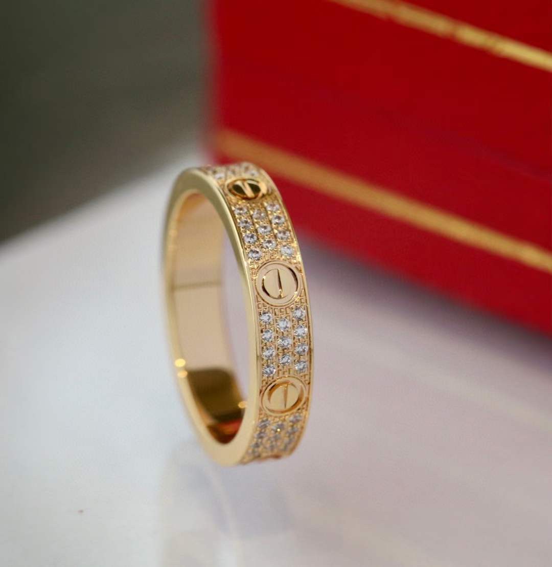 Cartier 卡地亚Cartier窄版满天星三排三钻戒指