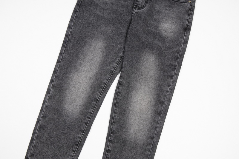 2022 Classic Two-Colour Jeans with Water-Washed Finish and Japanese Embroidery - 图片 7