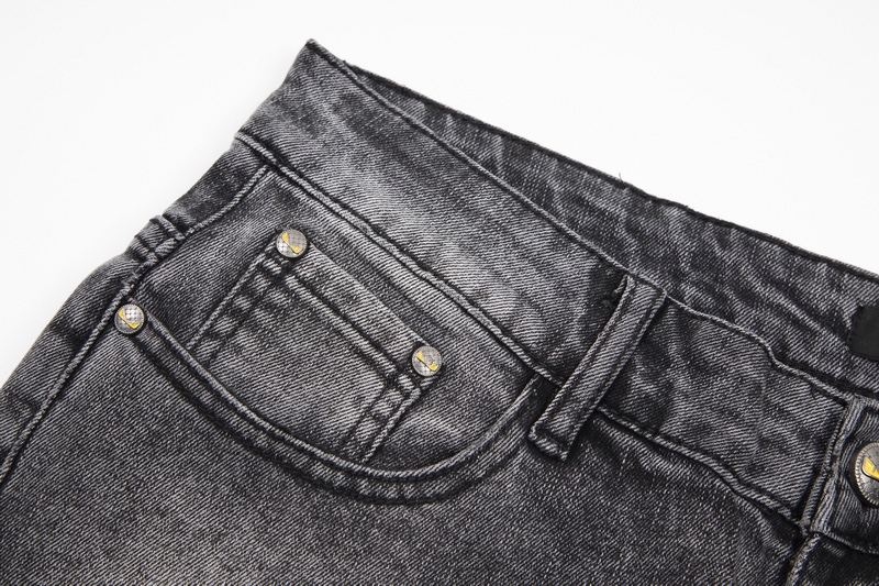 2022 Classic Two-Colour Jeans with Water-Washed Finish and Japanese Embroidery - 图片 8