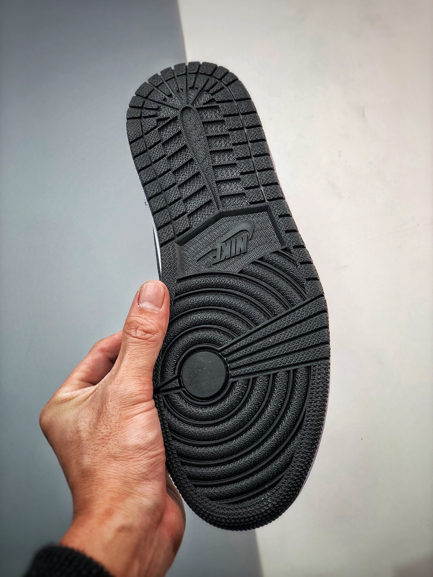 220 Air Jordan 1 Low 黑白熊猫 DC0774-101