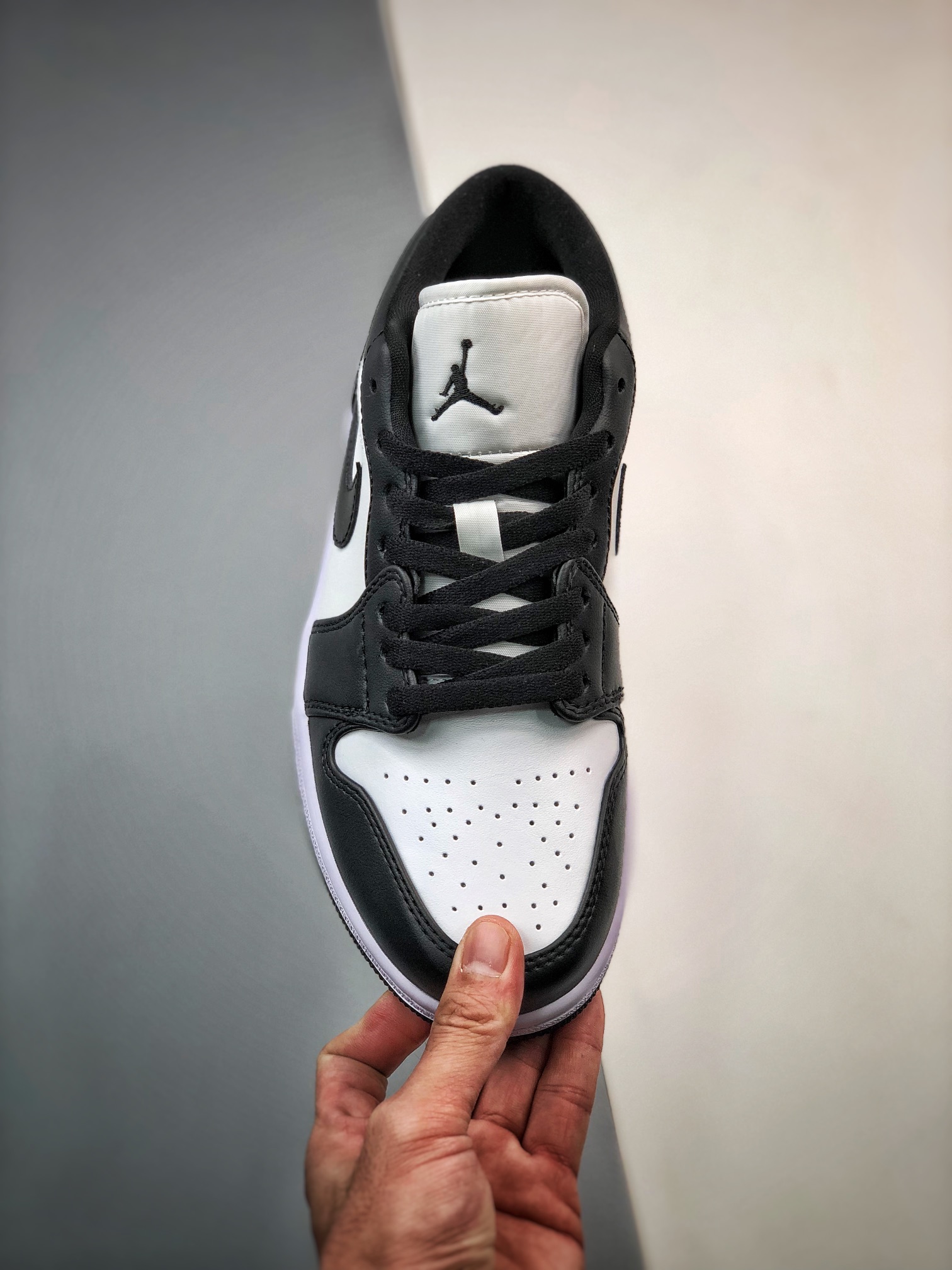 220 Air Jordan 1 Low 黑白熊猫 DC0774-101