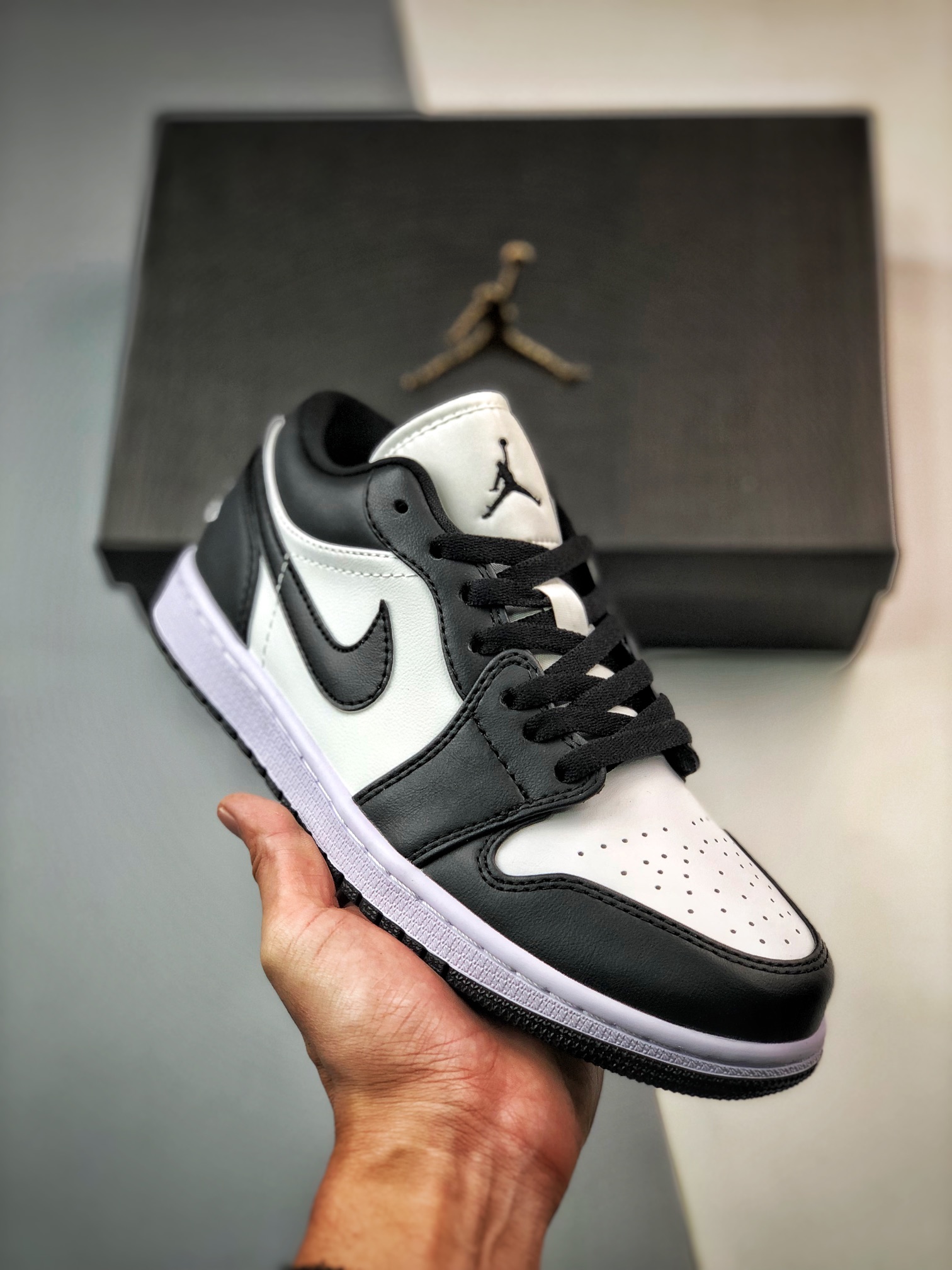 220 Air Jordan 1 Low 黑白熊猫 DC0774-101
