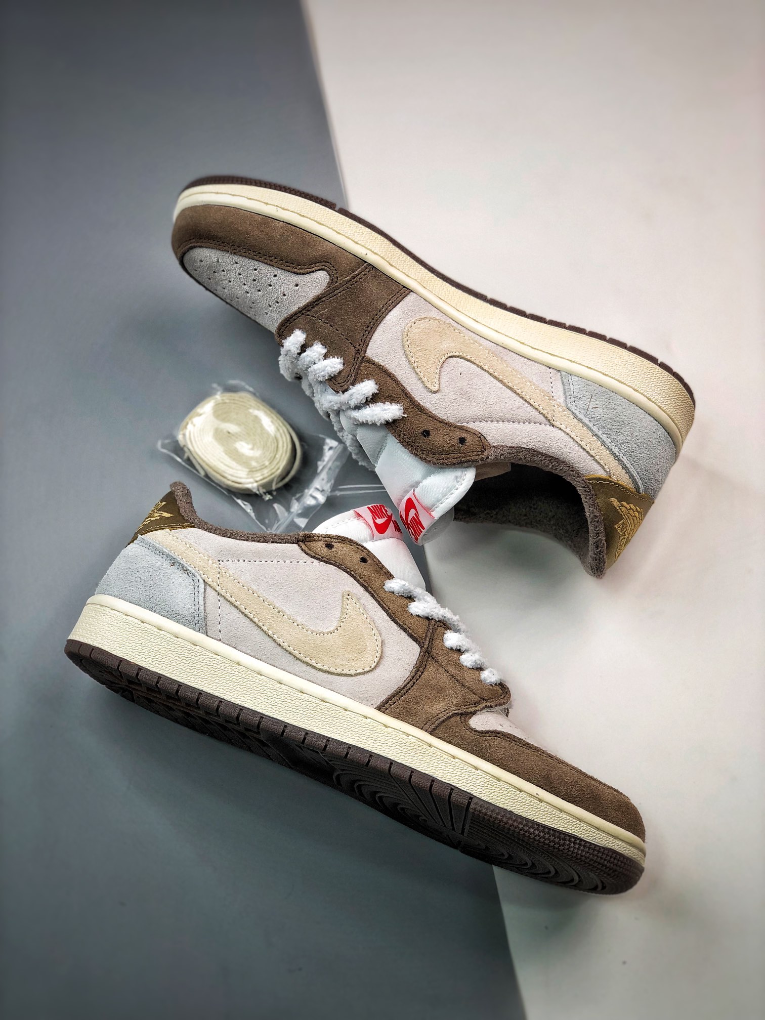 220 Air Jordan 1 Low OG 兔年白棕 DV1312-200