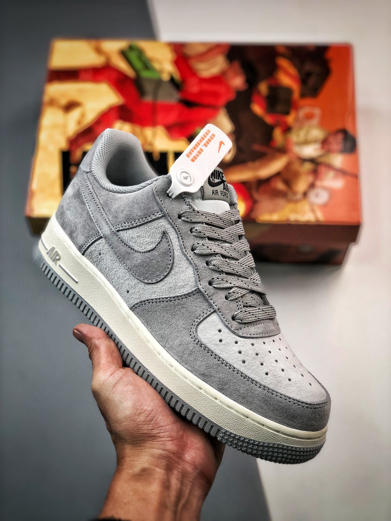 260 AKIRA x Air Force 1 '07 Low 联名烟灰麂皮 DG3966-823
