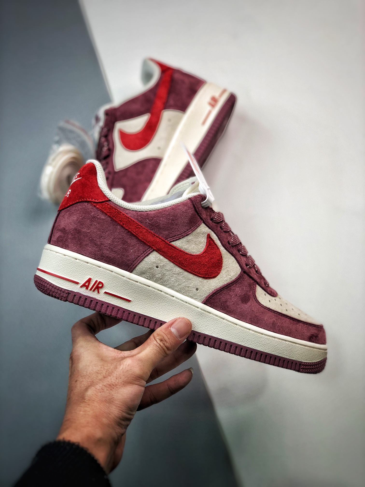260 AKIRA x Air Force 1 '07 Low 联名树莓红麂皮 DH3966-923