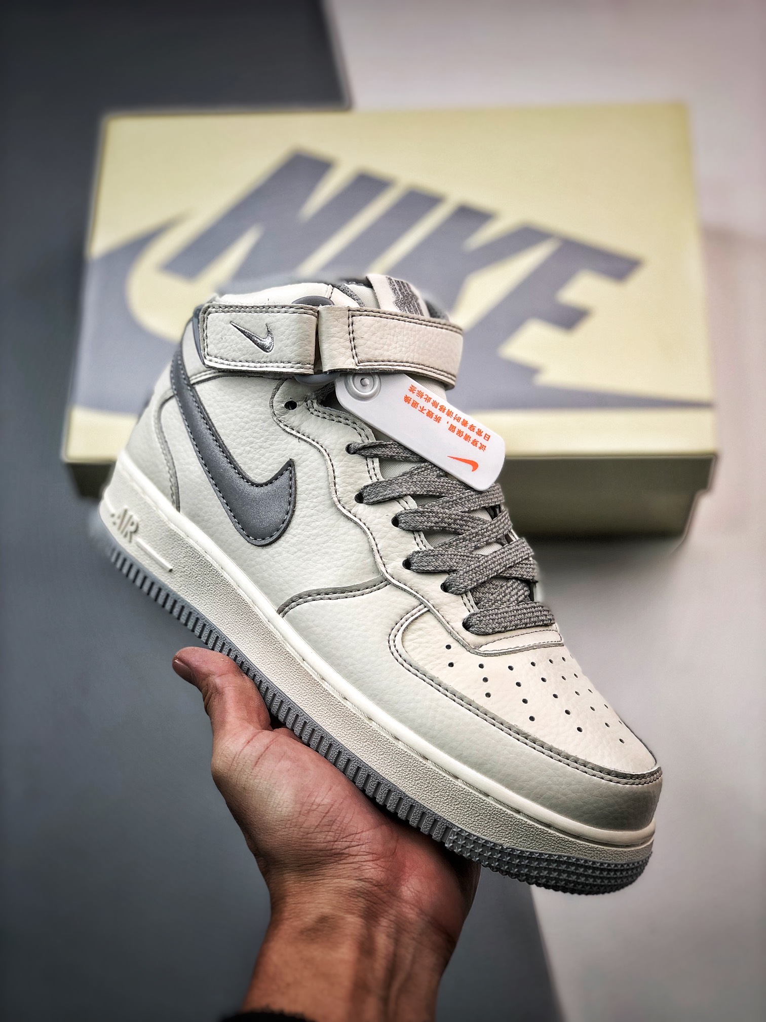 260 Air Force 1 '07 Mid 五道杠白灰反光AO6617-306