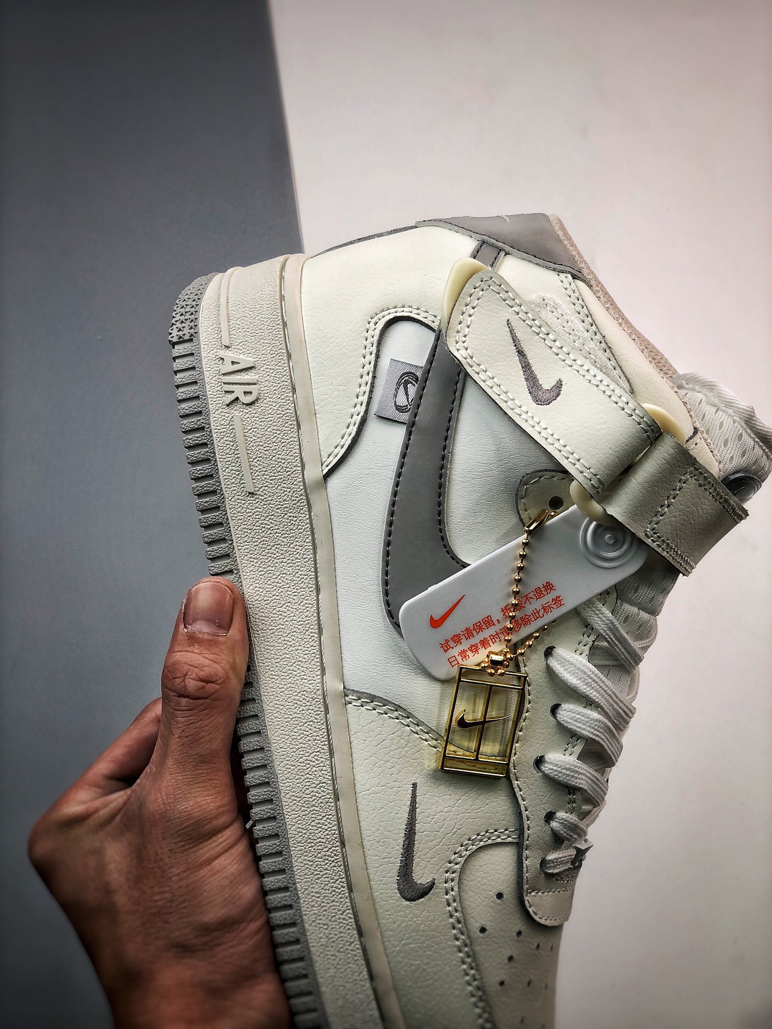 260 Air Force 1 '07 Mid 40周年银雪灰FB1869-011