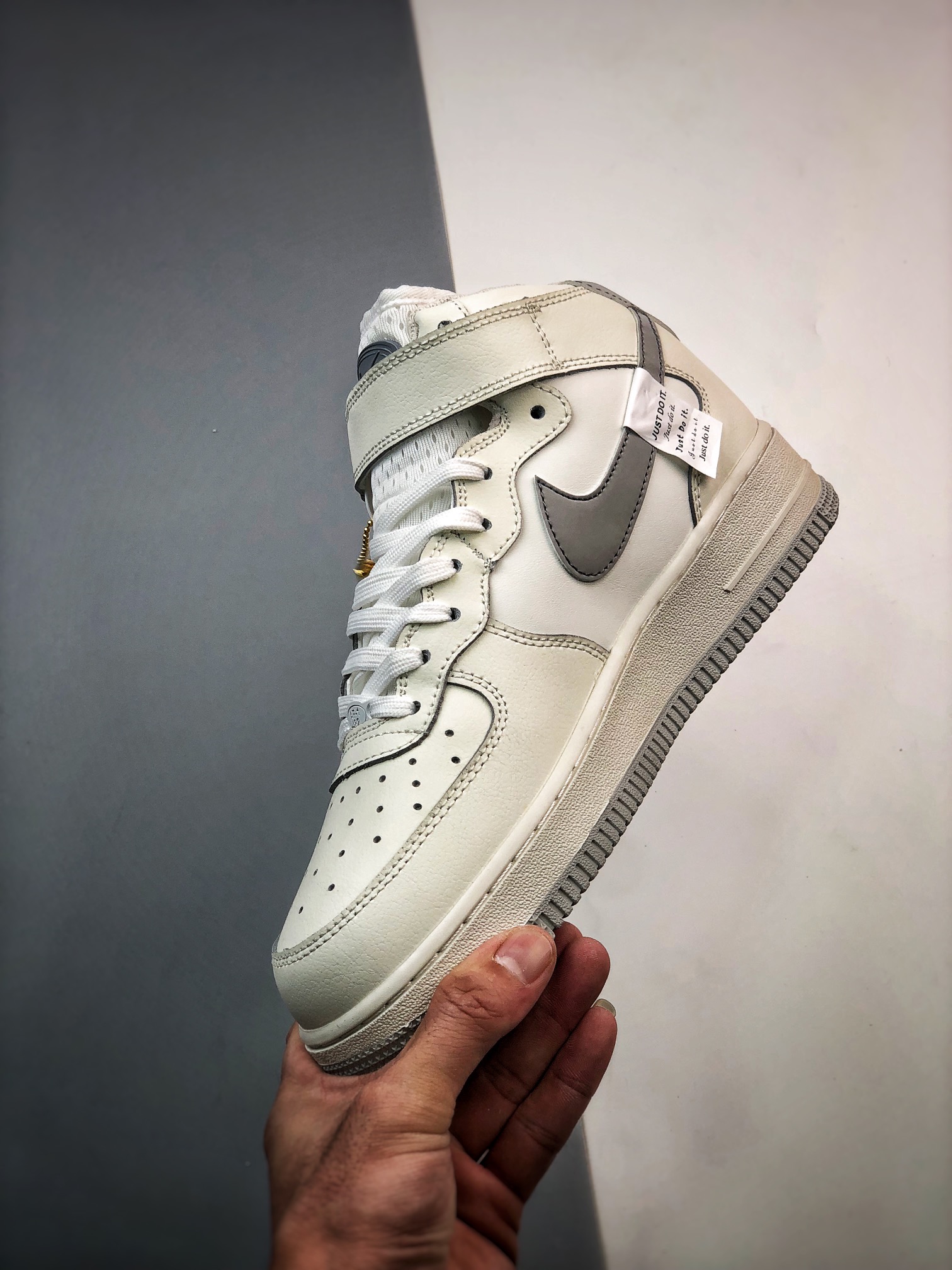 260 Air Force 1 '07 Mid 40周年银雪灰FB1869-011