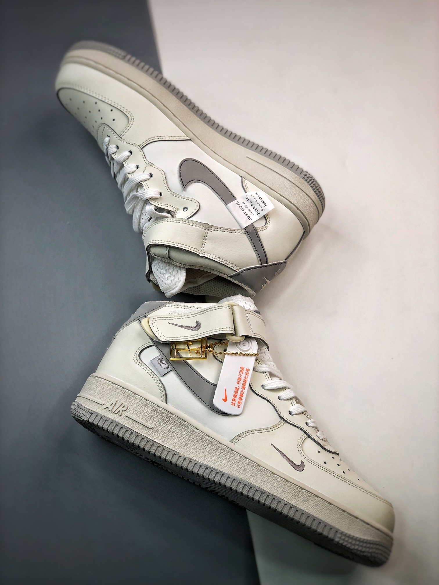 260 Air Force 1 '07 Mid 40周年银雪灰FB1869-011