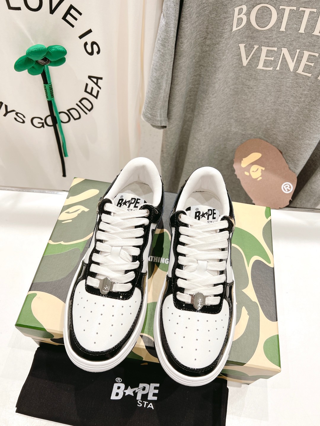 2023 BAPE STA Sneakers: High-End Men’s Size 10, Hot Couple’s Shoes