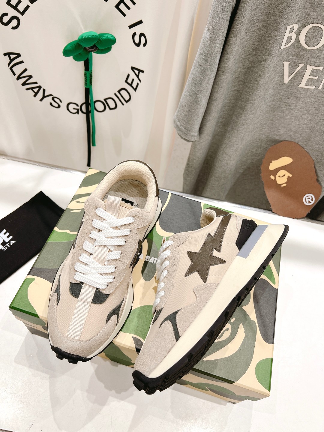 2023 BAPE STA: High-End Sneakers with Classic Style and Premium Materials - 图片 3