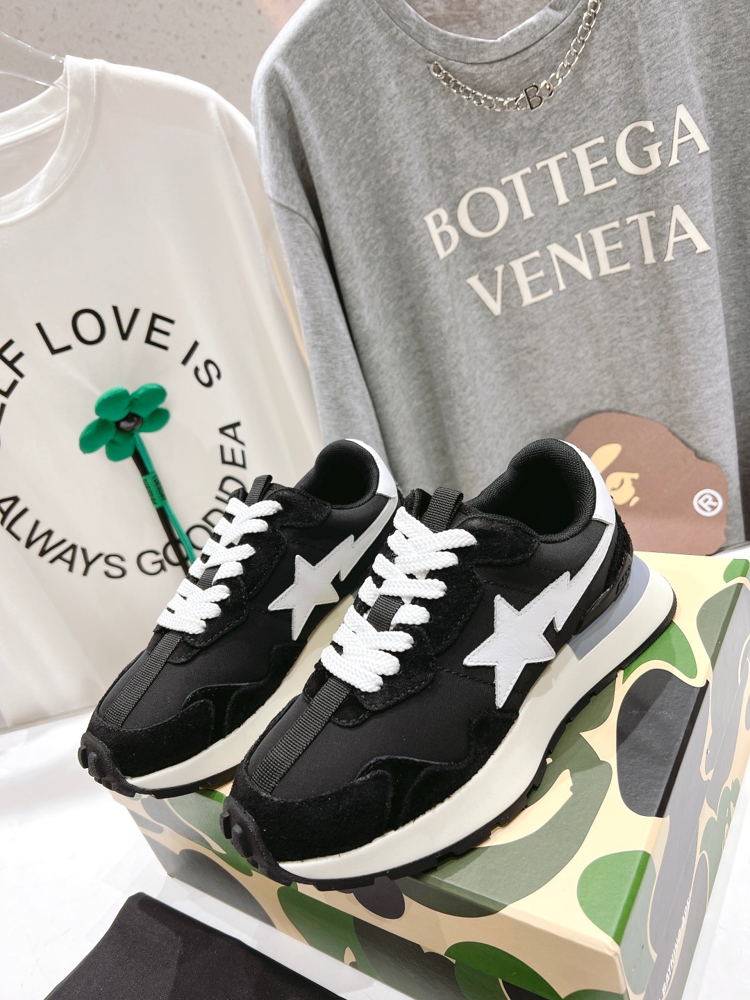 2023 BAPE STA Sneakers: High-End Version of Classic Model with Unique Designs - 图片 4