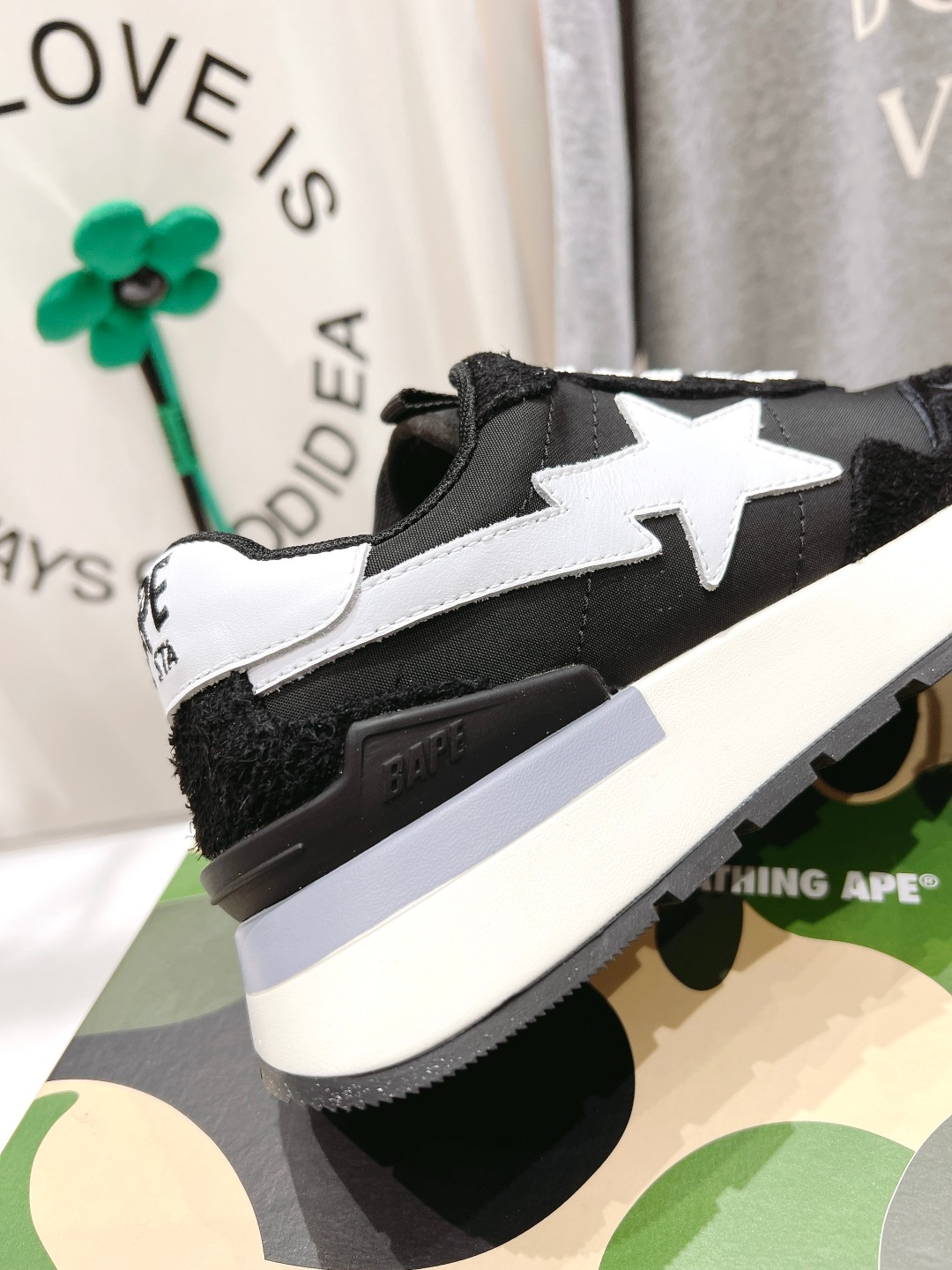 2023 BAPE STA Sneakers: High-End Version of Classic Model with Unique Designs - 图片 7
