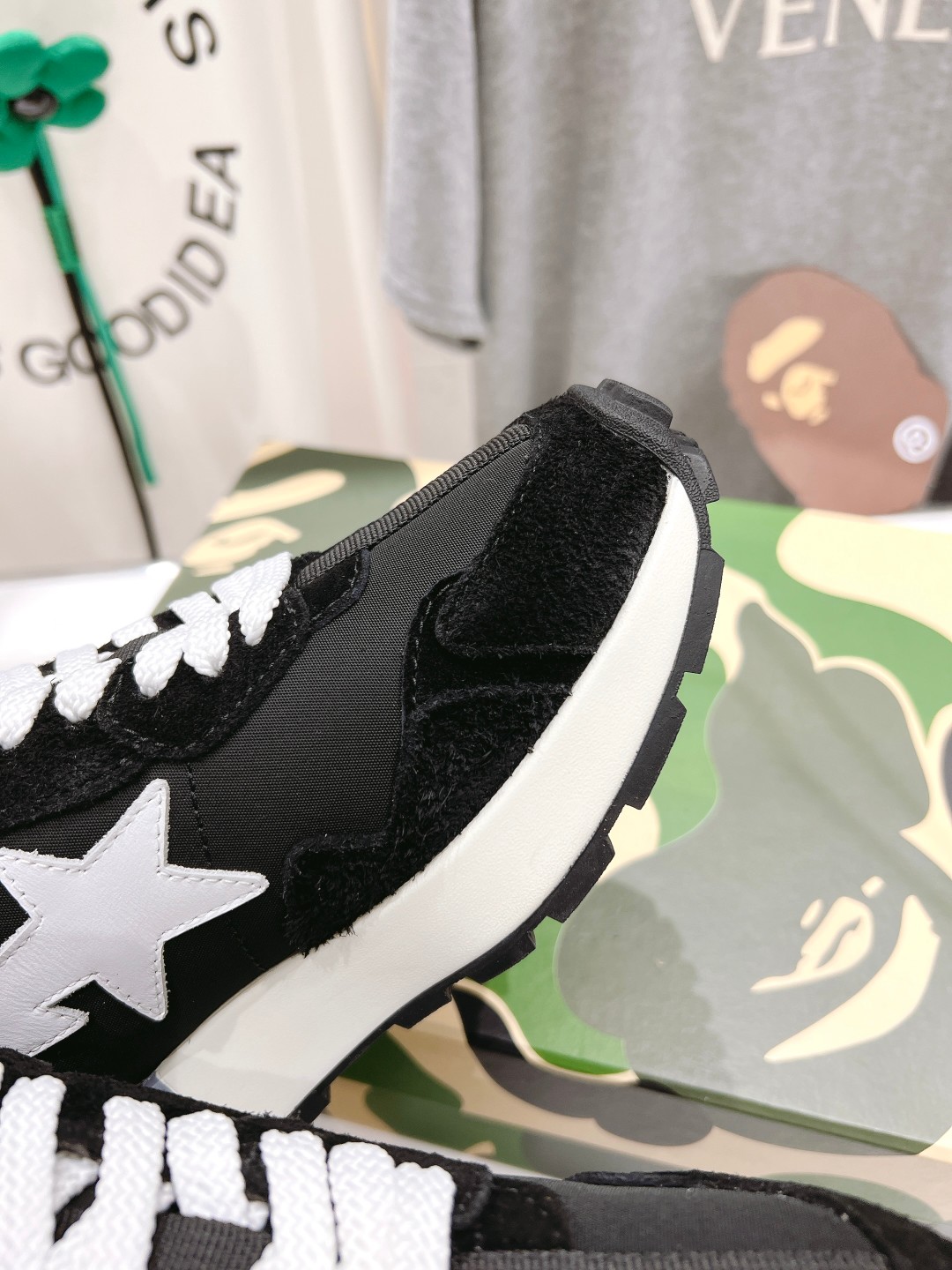 2023 BAPE STA Sneakers: High-End Version of Classic Model with Unique Designs - 图片 8