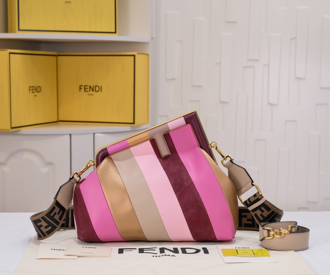 配两条肩带型号2197fendi️f