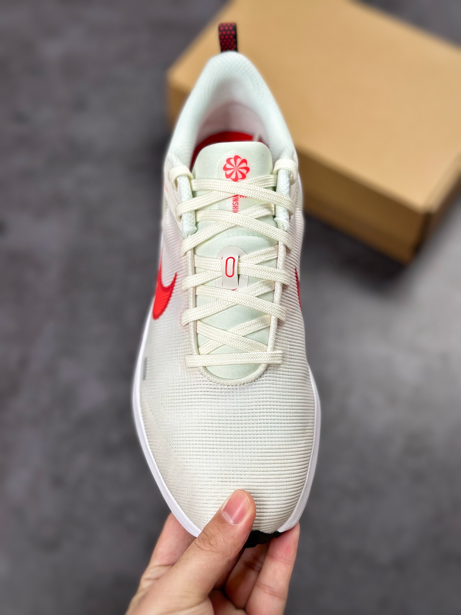 160 NIKe Downshifter 12 网面超轻透气跑步鞋 DD9294-004