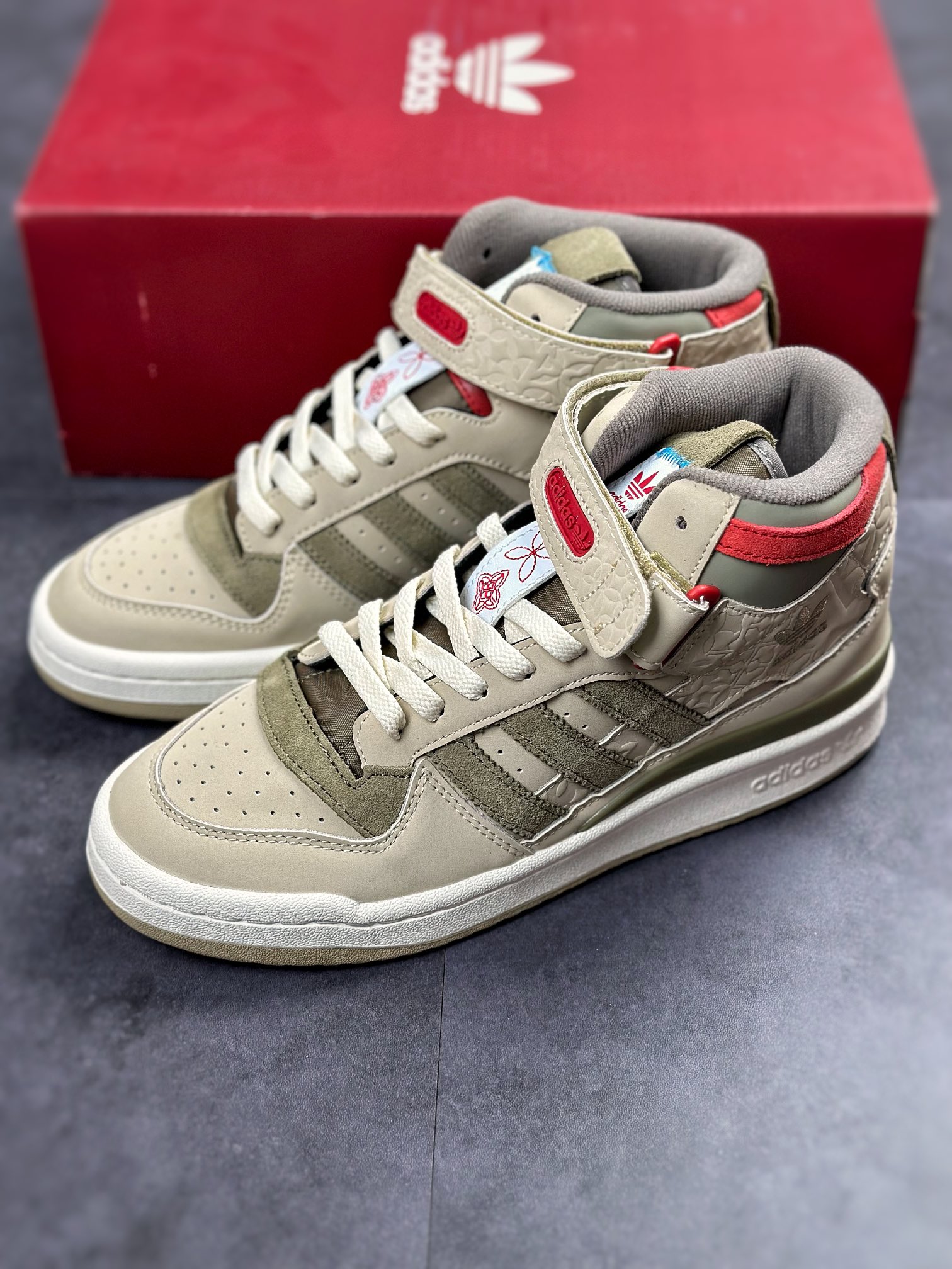 Overseas channel version original box original label Adidas Forum MID clover high top GY1807