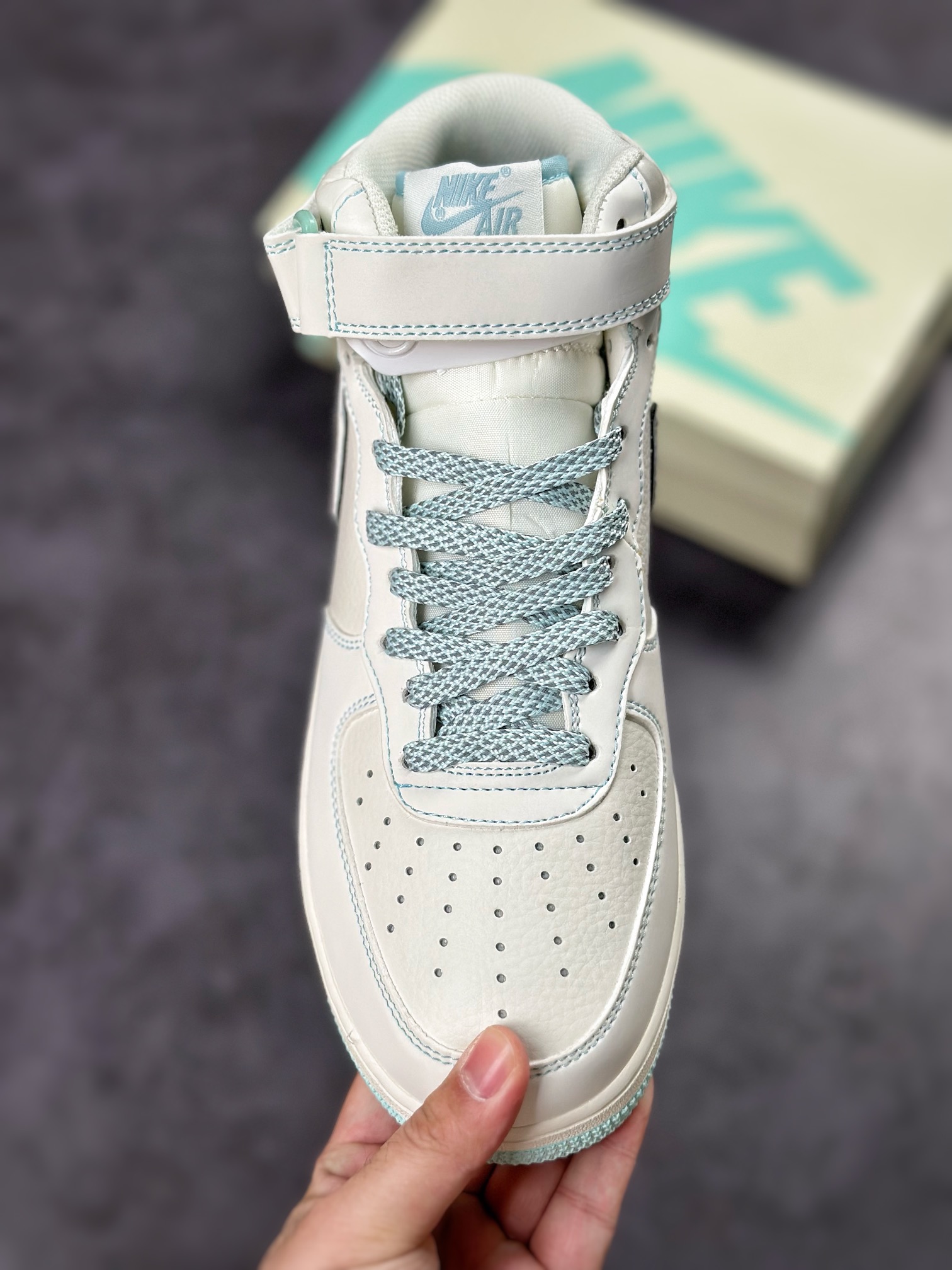 250 Nike Air Force 1 Mid 米蓝满天星 GB5969-002