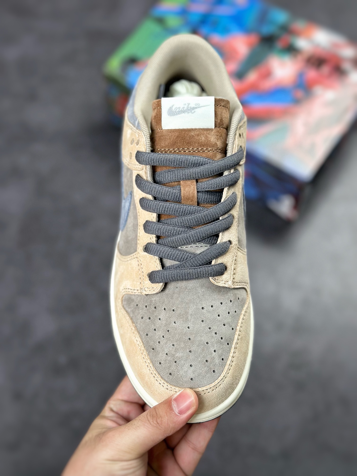 300 Nike SB Dunk Low 大友克洋 麂皮卡其灰蓝 CV1026-052