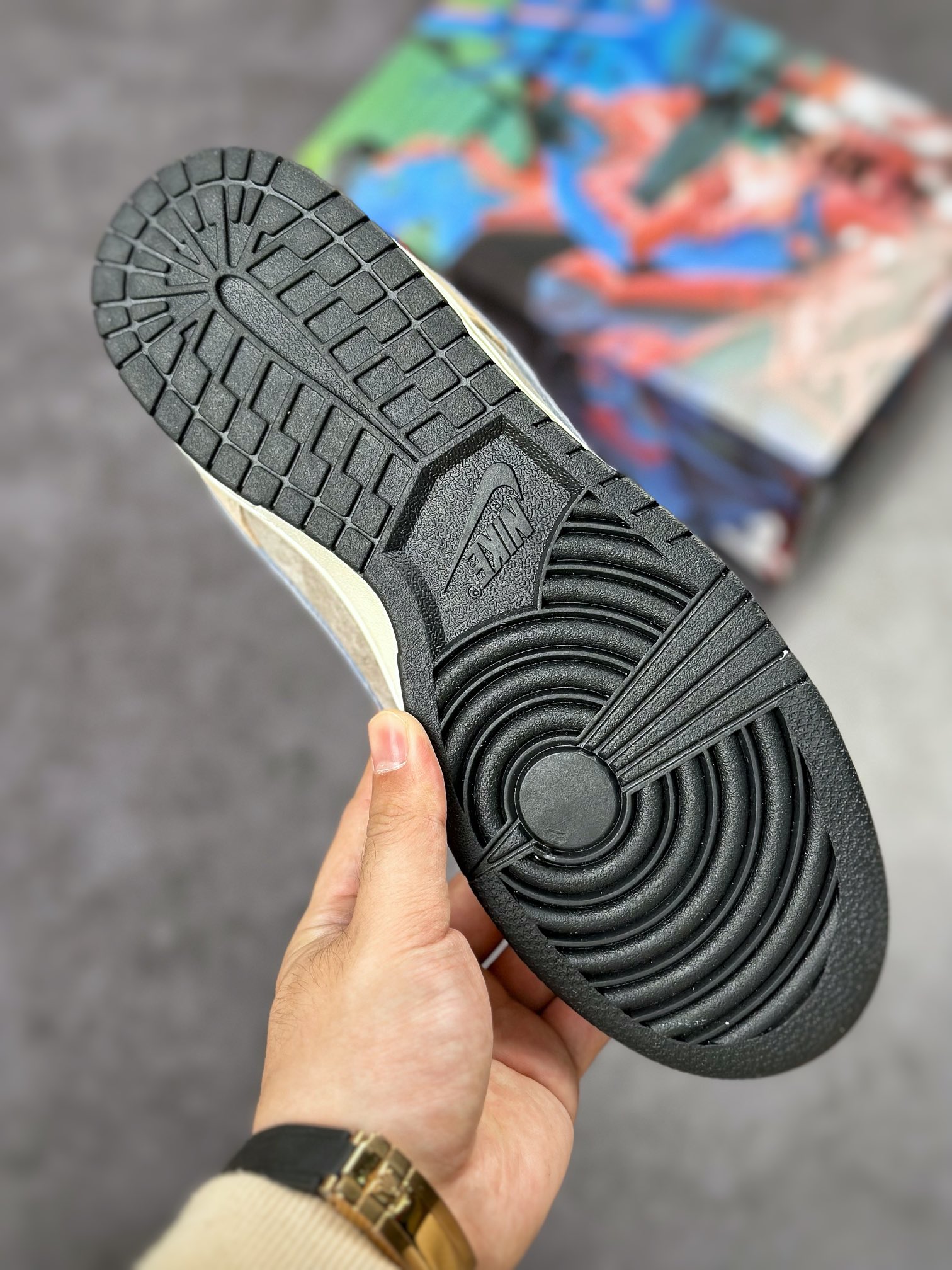 300 Nike SB Dunk Low 大友克洋 麂皮卡其灰蓝 CV1026-052