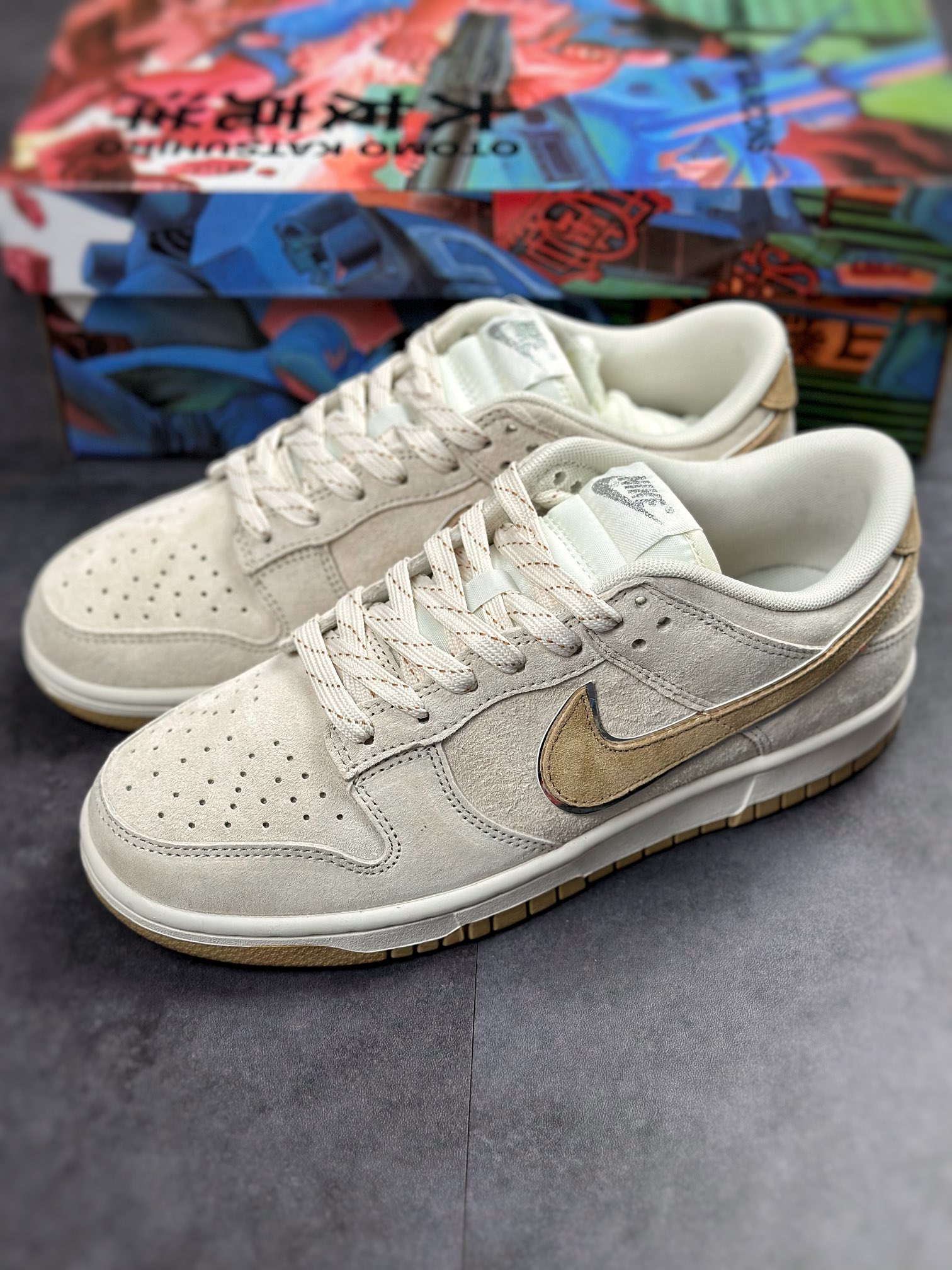 300 Nike SB Dunk Low 大友克洋 麂皮复古黄DR2269-326