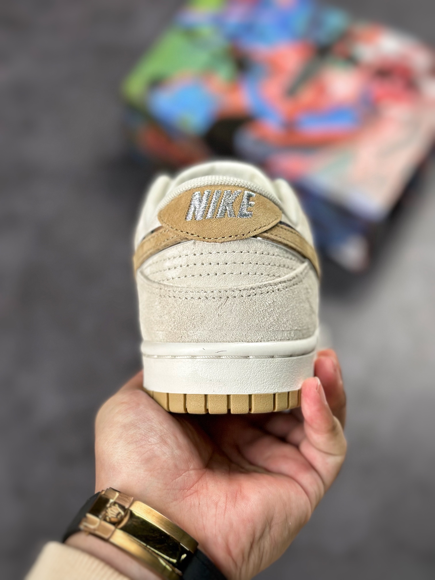 300 Nike SB Dunk Low 大友克洋 麂皮复古黄DR2269-326