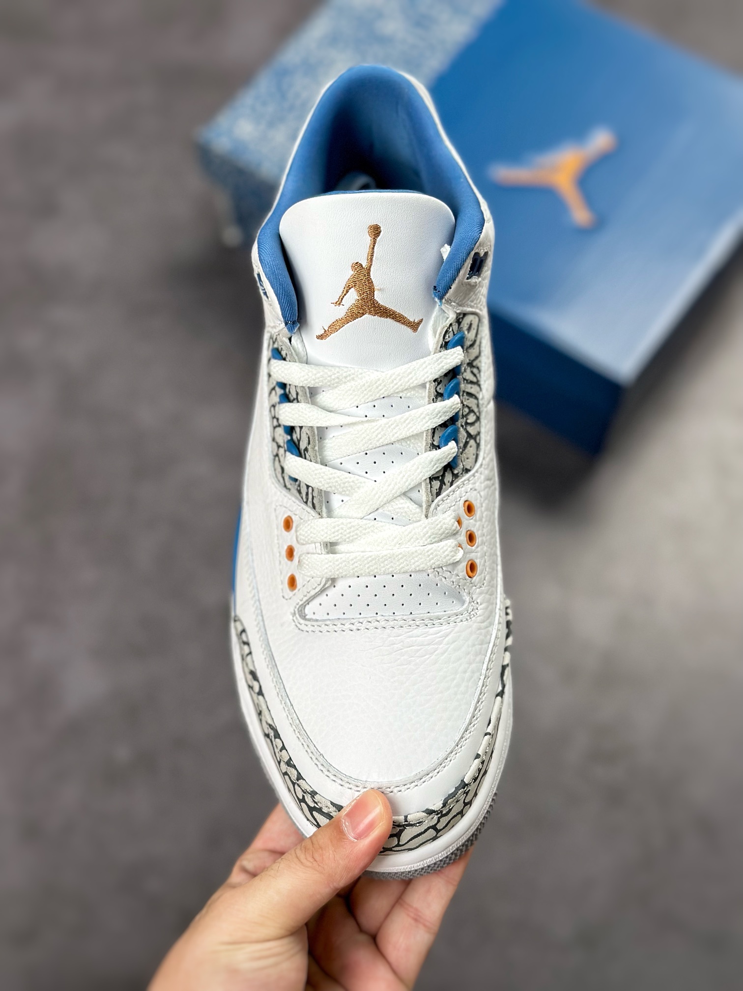 300 Air jordan 3 Retro ”Wizards” 白蓝奇才乔丹3代 CT8532-148