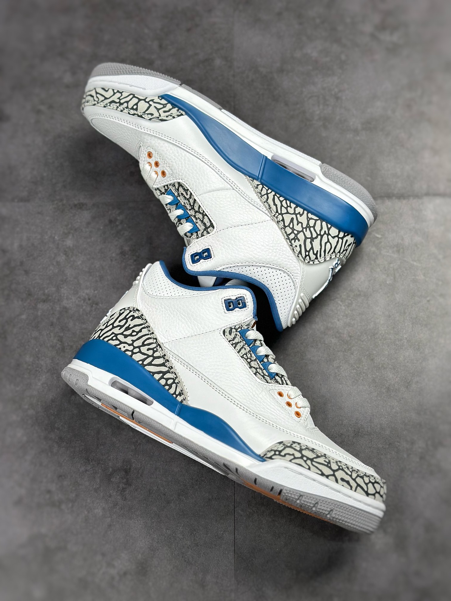 300 Air jordan 3 Retro ”Wizards” 白蓝奇才乔丹3代 CT8532-148