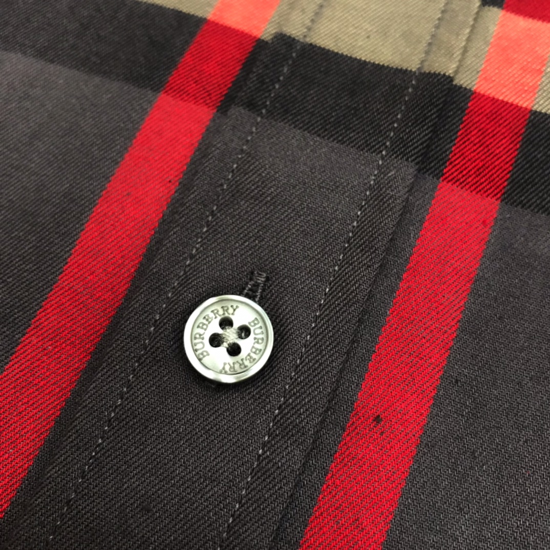 Luxury Blue Long-Sleeve Shirt with Premium Features: Pablo x Burberry Collaboration, Laser-Cut Details - 图片 6