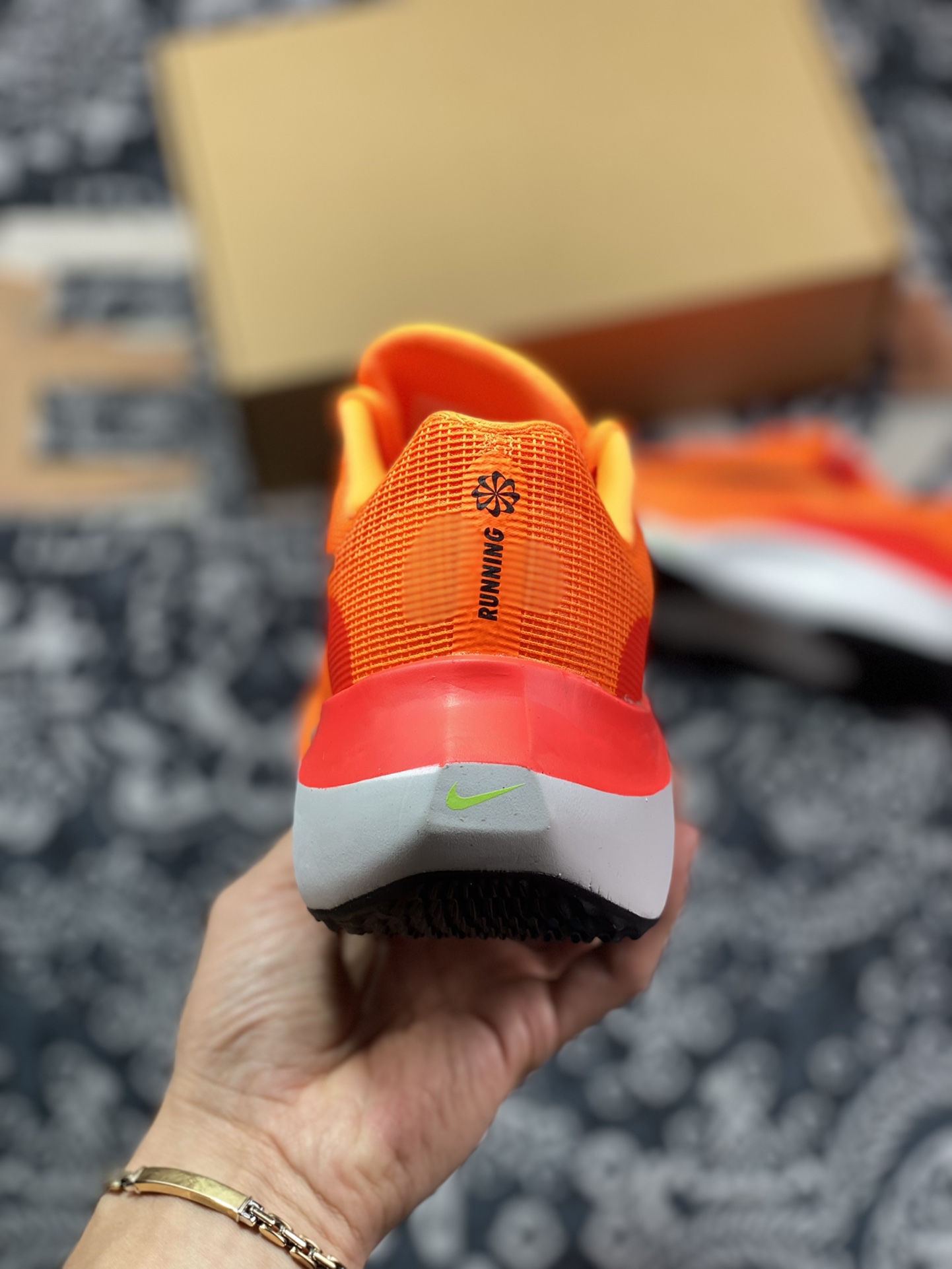 290 Nike Zoom Fly 5”Sun Orange/Black”飞行5代DM8968-800