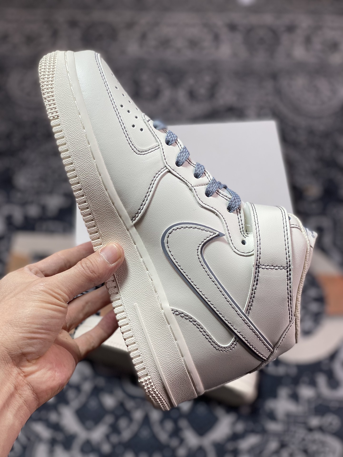 260 Nike Air Force 1’07 Mid ”Beige/Dark Grey”空军一号BY6899-691