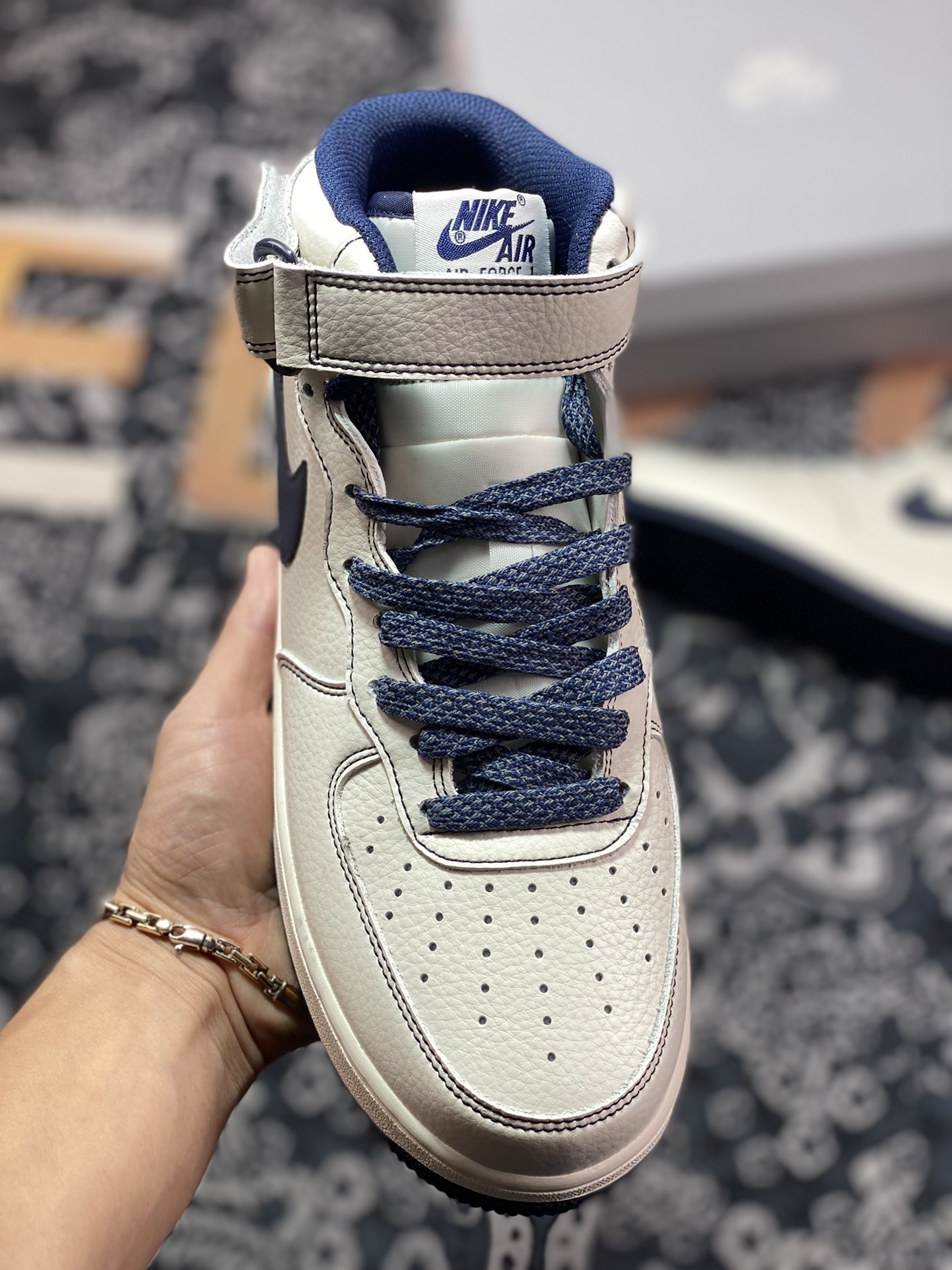260 Nike Air Force 1’07 Mid ”White/Navy Laser”空军一号经典MU3603-202