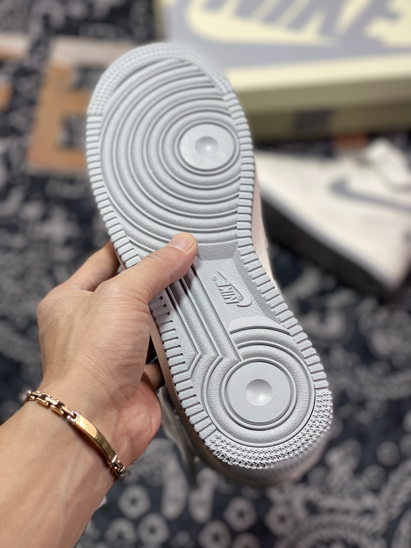 260 UNDEFEATED x Nike Air Force 1′07 Mid”Beige/Grey 3M”空军一号AO6617-306
