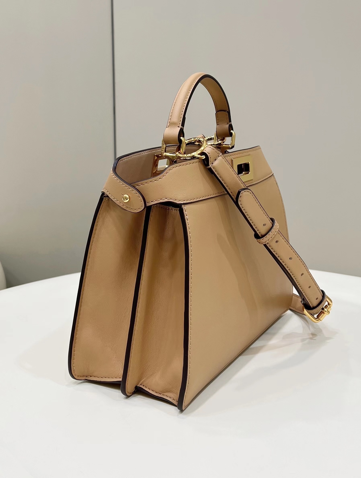 [Fendi Women