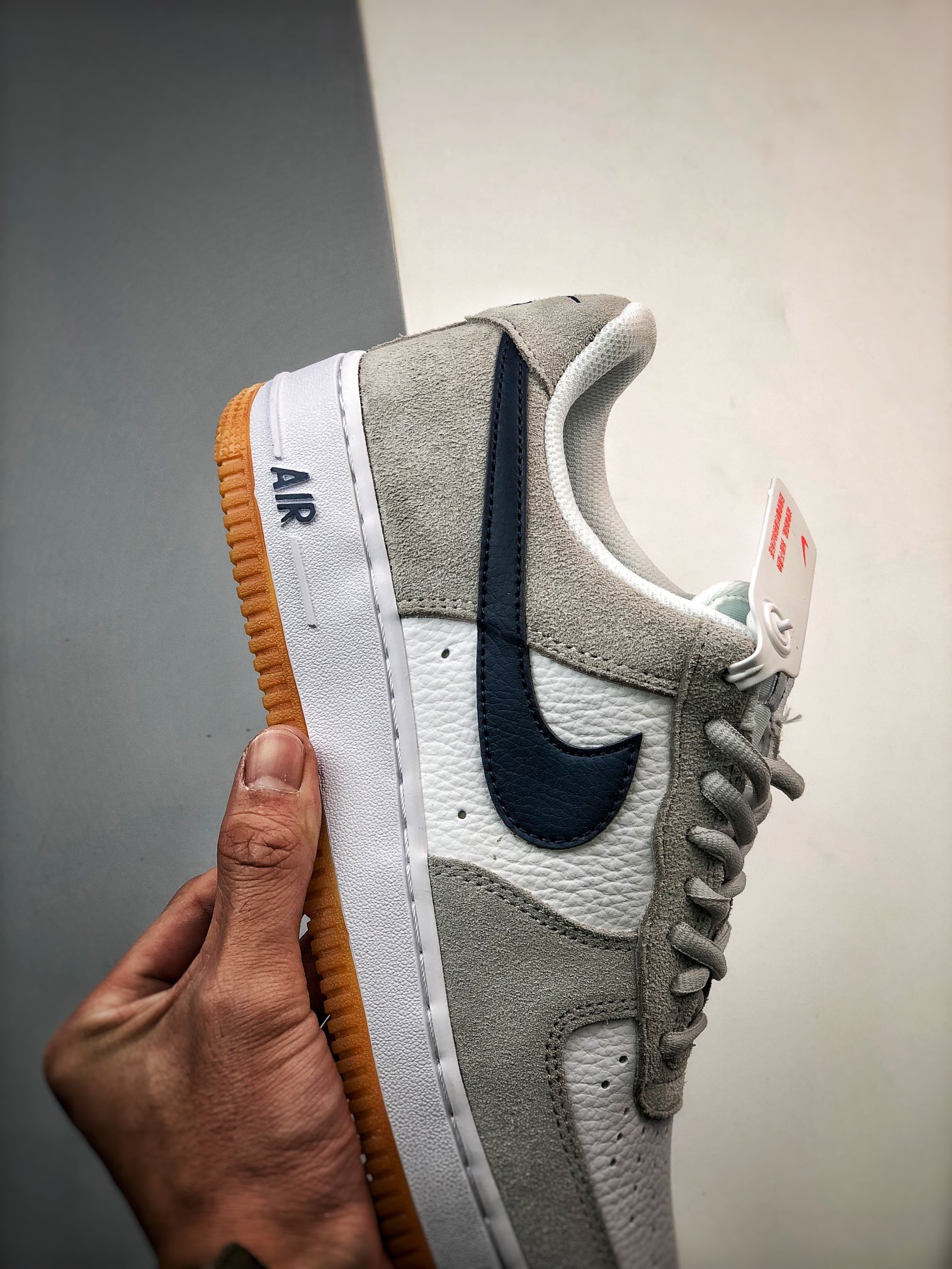 240 Air Force 1 '07 Low 白灰黑麂皮AH0289-100