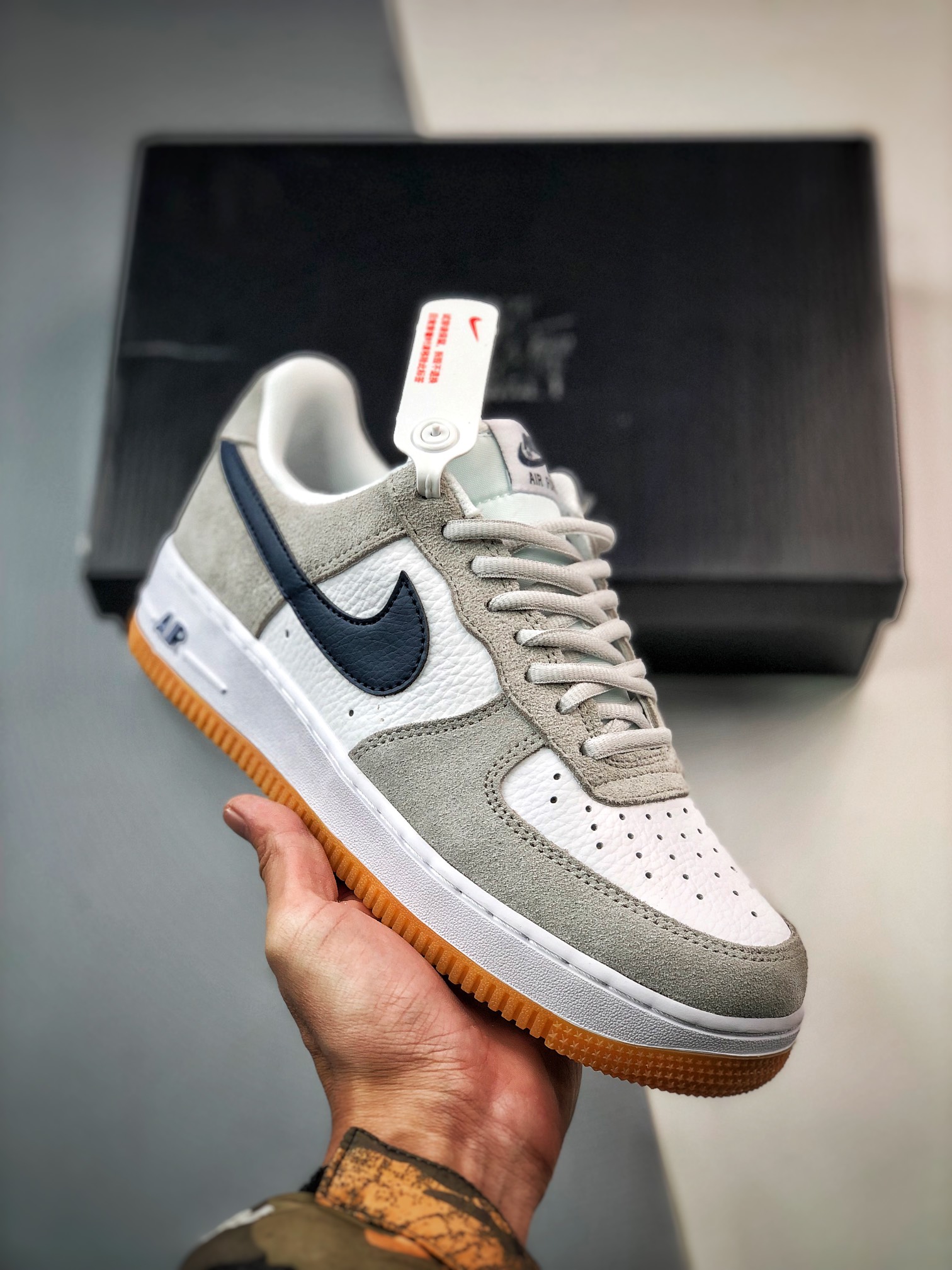 240 Air Force 1 '07 Low 白灰黑麂皮AH0289-100