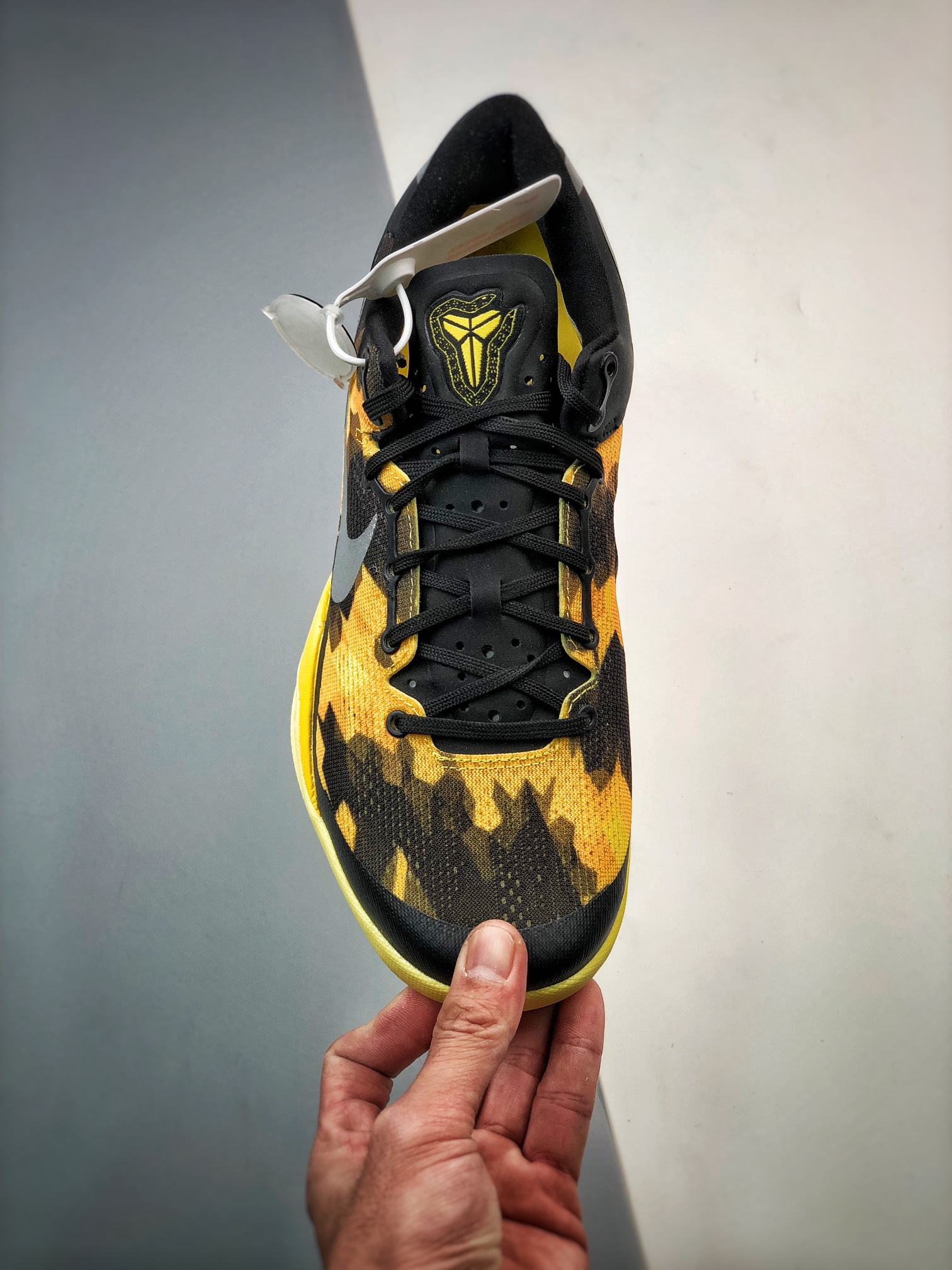 350 Nike Kobe 8 System 科比8代 灭世纯原第七弹 ”黑黄” 全码开闸 555286-077
